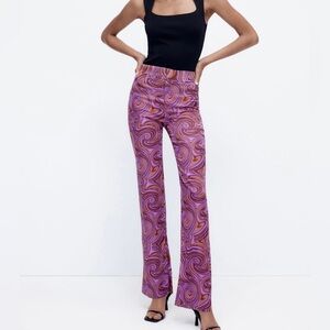 Zara Printed Flared Pants 🍭